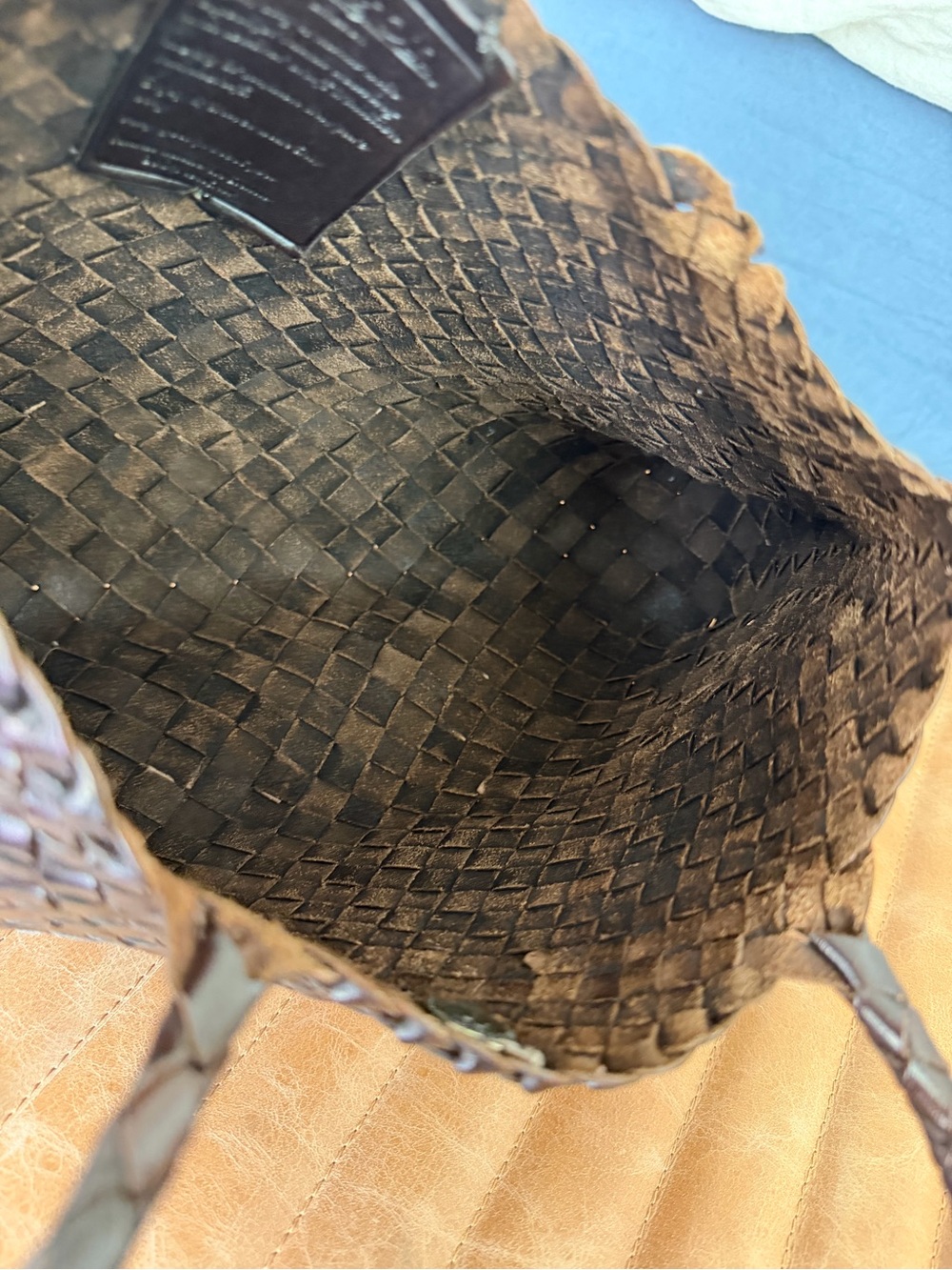 Dragon Diffusion Dark Brown Woven Shoulder Bag - Picture 5 of 9